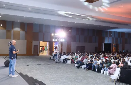 Karthikeyan VK speaking — moment 3